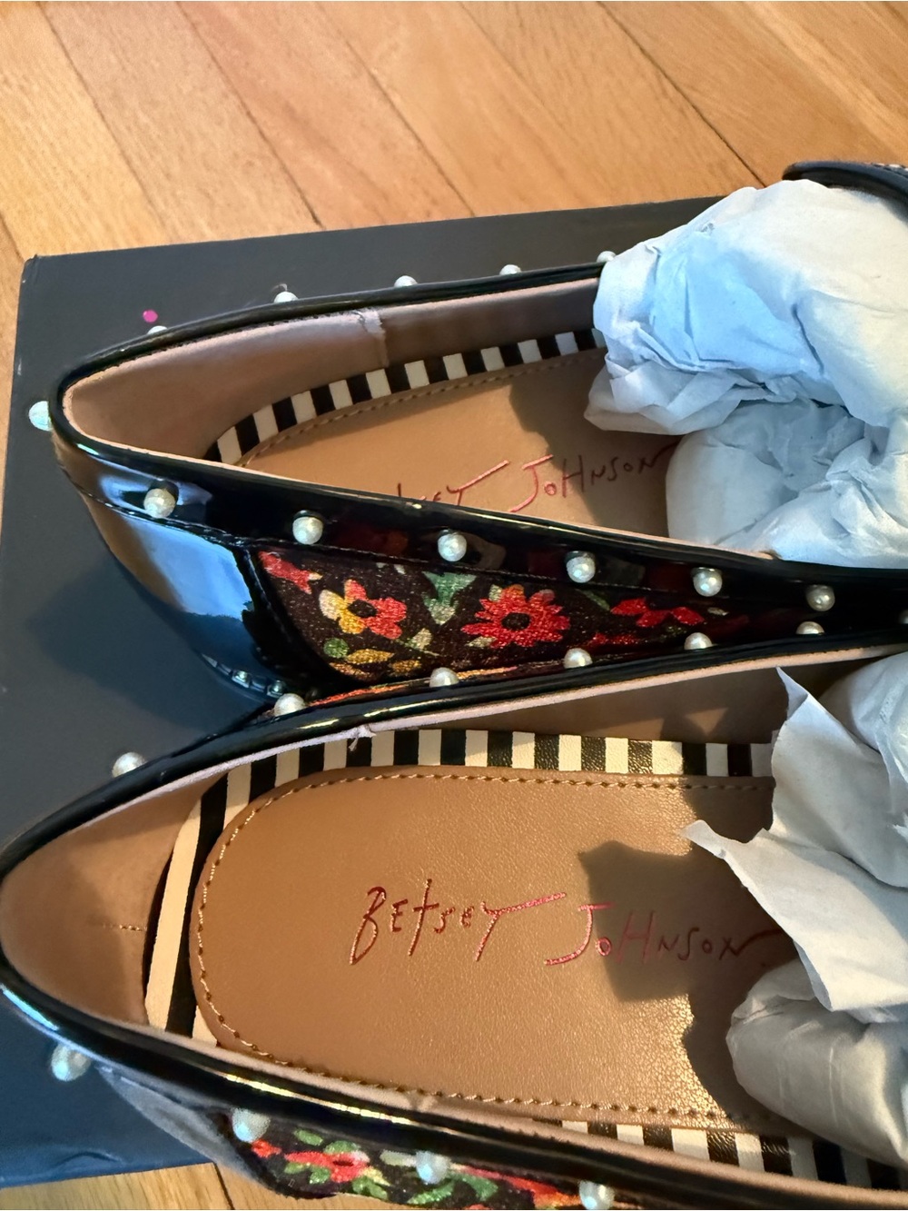 Betsey Johnson Black Patent Floral Loafers with Crystal Studs - Picture 3 of 5